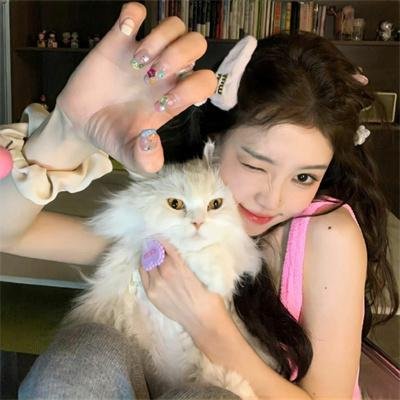 鲁卜哈利沙漠:非洲的女人